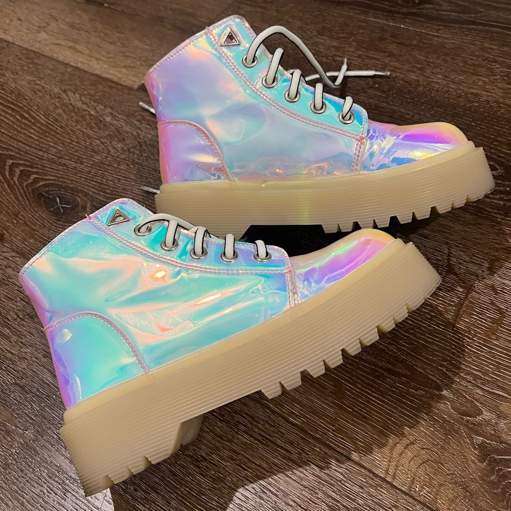 YRU slayr Atlantis Holographic Ankle Boots with Chunky Sole size 6